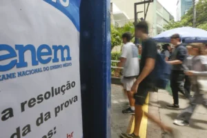 pernambuco-registra-mais-de-272-mil-inscritos-no-enem-2025;-maioria-teve-isencao-na-taxa