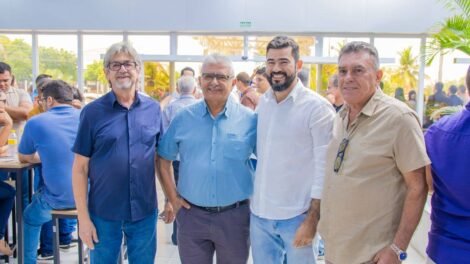 prefeito-ze-pretinho-participa-de-ato-com-a-governadora-raquel-lyra-em-serra-talhada