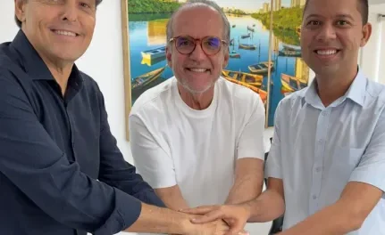 prefeito-e-ex-prefeito-de-flores-formalizam-apoio-a-reeleicao-do-senador-dueire