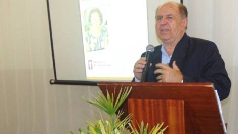 morre-o-comunicador-arijaldo-carvalho,-aos-67-anos