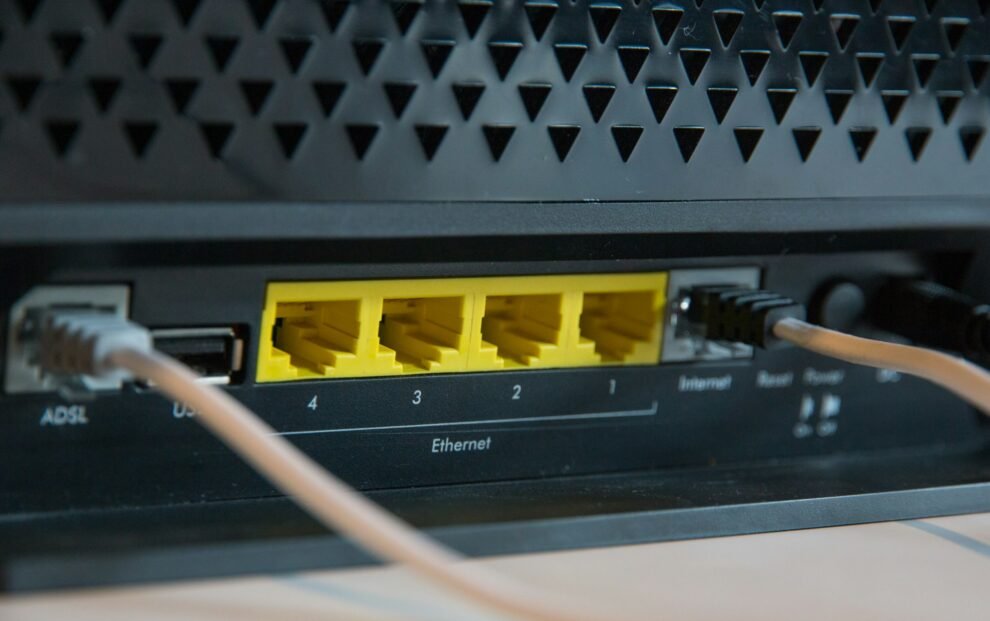 criminosos-cobram-“mensalidade-do-crime”-de-provedores-de-internet-no-ibura,-no-recife