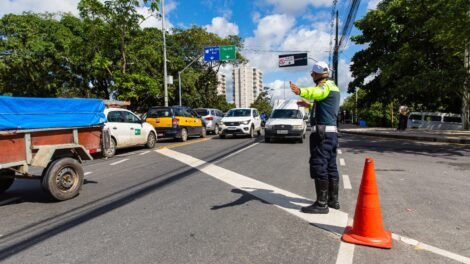 mudanca-no-transito-do-barro:-obras-viarias-alteram-circulacao-na-av.-jose-rufino,-em-recife