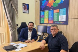 prefeito-de-calumbi-reforca-pedido-por-asfaltamento-da-pe-357