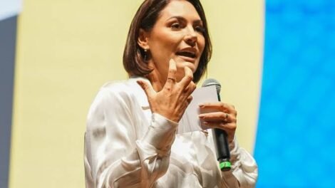 michelle-e-o-nome-mais-forte-da-familia-bolsonaro-para-enfrentar-lula,-diz-datafolha
