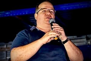 em-agenda-com-governadora,-danilo-anuncia-nova-eta-para-compesa