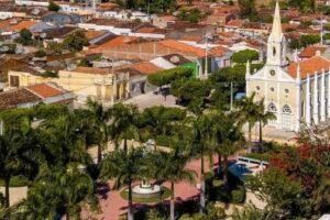 flores:-criminosos-invadem-casa-e-agridem-idoso-em-tentativa-de-roubo-em-sitio-dos-nunes