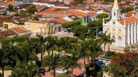 flores:-criminosos-invadem-casa-e-agridem-idoso-em-tentativa-de-roubo-em-sitio-dos-nunes