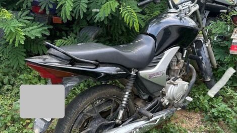adolescente-colide-moto-em-parede-de-fabrica-em-afogados