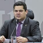 “exercicio-arbitrario-das-proprias-razoes”,-diz-davi-alcolumbre-sobre-ocupacao-das-mesas-diretoras 