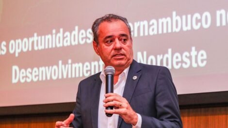 exonerado-da-sudene,-danilo-cabral-critica-raquel-por-“falta-de-lideranca”