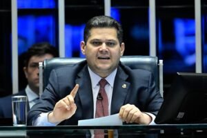 davi-afirma-que-nao-aceitara-intimidacoes-e-convoca-sessao-para-esta-quinta-feira