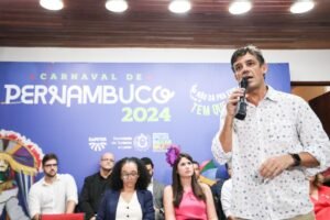 daniel-coelho-critica-aliancas-da-oposicao-contra-raquel-lyra-na-alepe