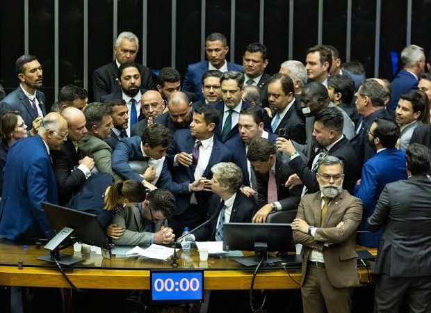 nunca-foi-pelo-pais