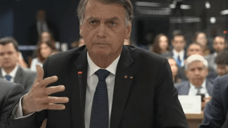 “bolsonaro-sempre-quis-se-manter-no-governo”,-disse-assessor-de-braga-netto-em-anotacao