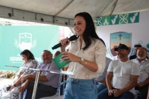 marcia-conrado-entrega-ambulancias-para-a-saude-de-serra-talhada