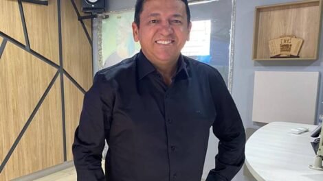 jornalista-carlos-brito,-de-petrolina,-pode-disputar-mandato-na-alepe,-diz-blog