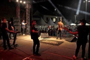 walison-vaqueiro-e-artur-vaqueiro-animaram-festa-de-agosto-em-jabitaca