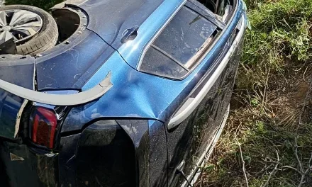 pb:-carro-fica-destruido-apos-acidente-na-br-412-entre-prata-e-monteiro