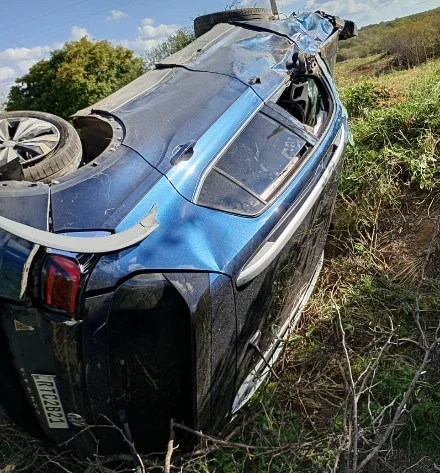 pb:-carro-fica-destruido-apos-acidente-na-br-412-entre-prata-e-monteiro
