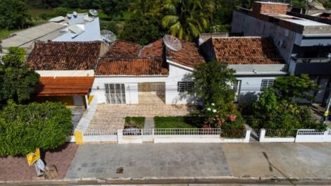 casa-a-venda-em-excelente-localizacao-no-centro-de-carnaiba