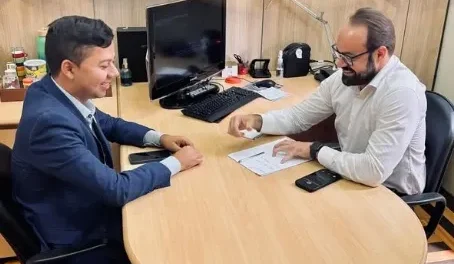 prefeito-de-flores-cumpre-agenda-na-casa-civil,-no-recife