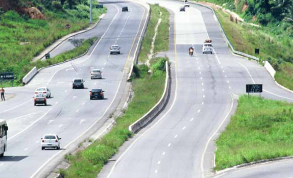dnit-inicia-retirada-de-placas-irregulares-em-rodovias-federais-de-pernambuco