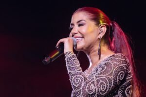 priscila-senna-grava-dvd-no-marco-zero-com-show-gratuito-e-megaesquema-de-seguranca-nesta-quarta-(27)