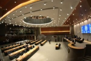 alepe-aprova-ldo-2026-com-previsao-de-r$-6,1-bilhoes-em-investimentos-publicos