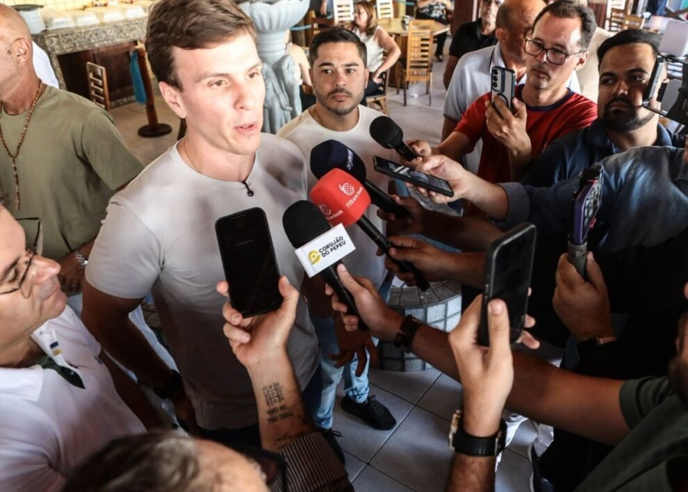 miguel-confia-na-forca-da-federacao-ub-e-pp-para-ser-candidato-na-chapa-de-joao-campos-ao-senado