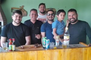 carnaiba:-demir-de-lula-celebra-data-nova-ao-lado-da-familia-e-amigos