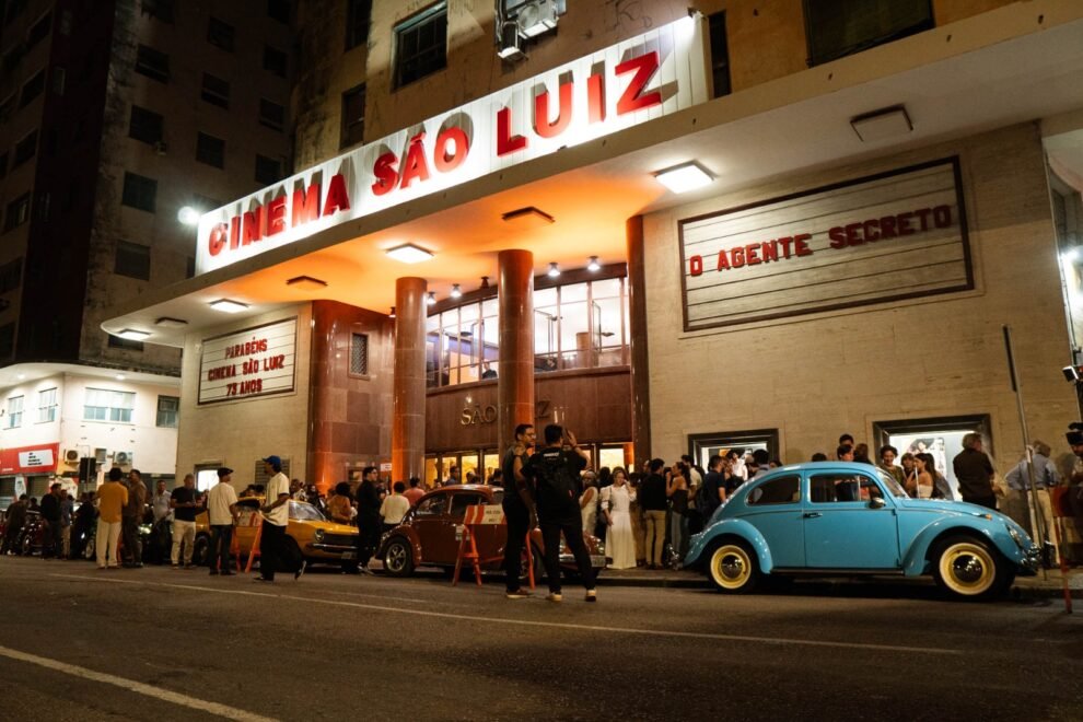 cinema-sao-luiz-reabre-em-grande-estilo-com-pre-estreia-de-“o-agente-secreto”,-novo-filme-de-kleber-mendonca-filho
