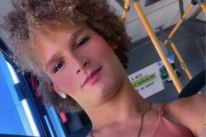 tragedia-em-recife:-mulher-trans-e-assassinada-em-cinema-adulto-no-dia-do-proprio-aniversario