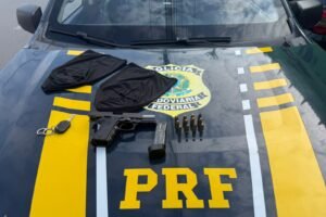 flagrado-com-carro-roubado-e-arma,-homem-e-detido-durante-blitz-na-br-232,-no-recife