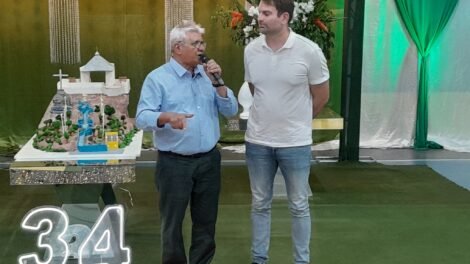 quixaba-celebra-34-anos-com-missa-em-acao-de-graca-e-corte-do-bolo-com-a-participacao-popular