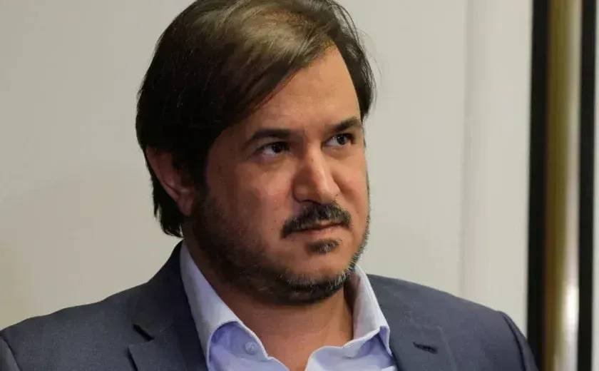 rueda-esteve-em-reuniao-com-chefe-de-esquema-do-pcc-que-negociava-venda-de-empresa-de-gas