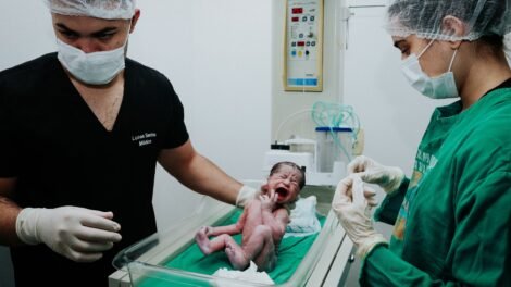 tabira-volta-a-ser-berco:-mais-de-50-partos-ja-realizados-no-hospital-municipal-em-8-meses