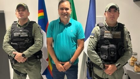 gilson-bento-se-reune-com-a-policia-militar-para-discutir-melhorias-na-seguranca-publica-de-brejinho