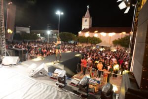 grande-publico-marca-a-segunda-noite-da-55a-festa-dos-romeiros-de-solidao