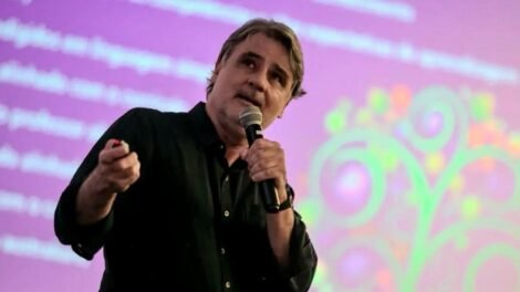 justica-anula-convencao-que-reelegeu-raul-henry-no-mdb-pe