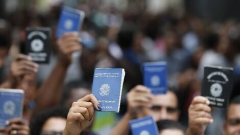 governo-de-pernambuco-realiza-3a-edicao-do-feirao-de-empregos-da-regiao-metropolitana-com-mais-de-2-mil-vagas-disponiveis