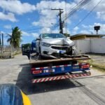 homem-e-preso-apos-perseguicao-com-carro-roubado-e-colisoes-na-zona-oeste-do-recife