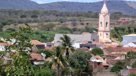 inmet-emite-alerta-de-“perigo”-para-carnaiba,-quixaba,-flores-e-outras-cidades-do-pajeu:-risco-de-incendios-e-problemas-de-saude