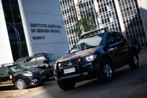 repasses-milionarios-e-saques-ligam-grupo-de-brasilia-a-farra-do-inss