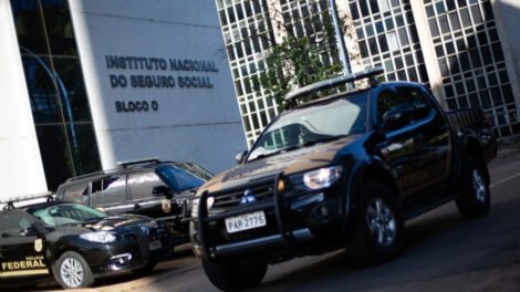 repasses-milionarios-e-saques-ligam-grupo-de-brasilia-a-farra-do-inss