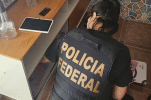 ator-e-preso-em-flagrante-pela-pf-no-recife-por-armazenamento-de-material-ilegal