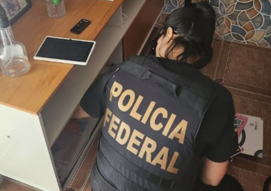 ator-e-preso-em-flagrante-pela-pf-no-recife-por-armazenamento-de-material-ilegal