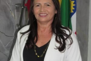 vereadora-simone-da-feira-destina-r$-82-mil-em-emenda-impositiva-para-fortalecer-a-clinica-veterinaria-municipal-de-afogados-da-ingazeira