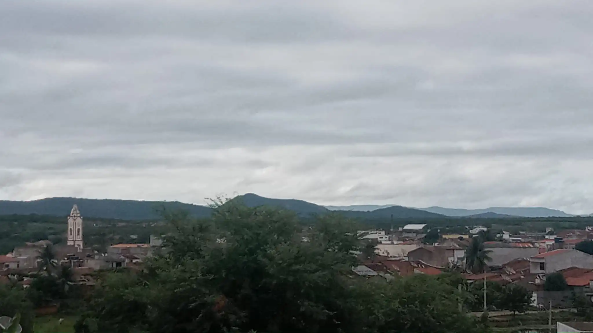 carnaiba-chega-aos-35°c-nesta-segunda-sem-previsao-de-chuvas