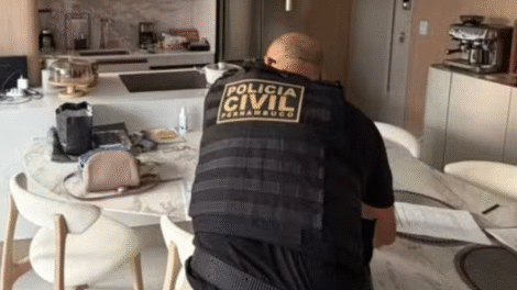 ex-policial-e-preso-em-operacao-contra-trafico-de-drogas-na-zona-norte-do-recife