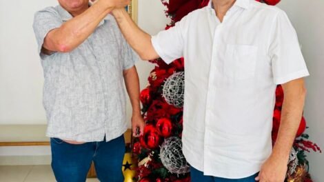 vereador-luiz-heleno-visita-marconi-santana-e-reforca-alinhamento-no-cenario-politico-de-flores-e-regiao